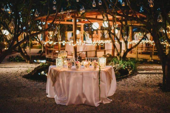 Food and drink Homestead